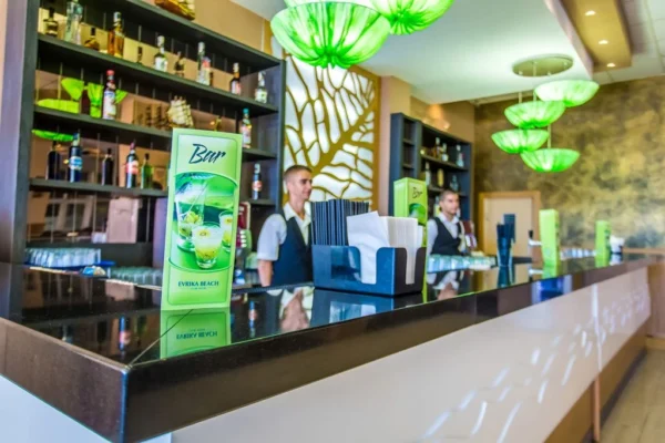 evrika-bars-rainy-bar-3