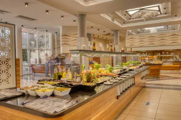 evrika-main-restaurant-gallery-new-1